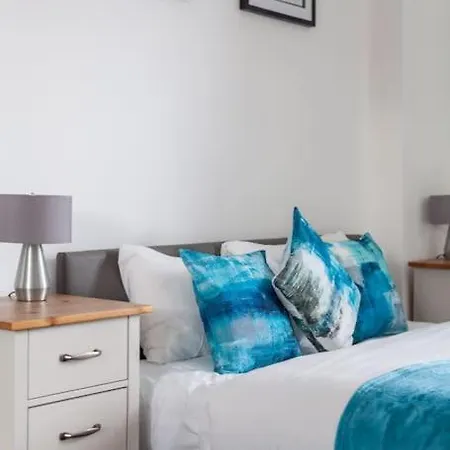 Modern 1-Bed With Panoramic View In Central London Exterior photo